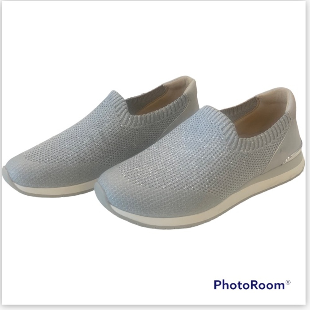 Naturalizer Lafayette Slip-on Sneakers Women's Shoes, SILVER, Size 8M with box
